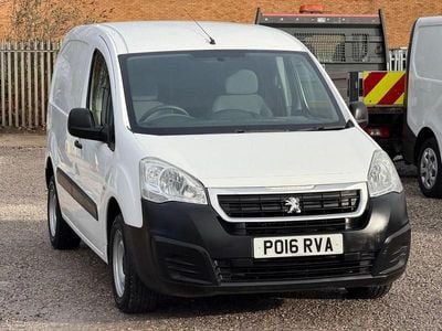 White Used 2016 Peugeot Partner S MPV | £7,995 (Fair price)
