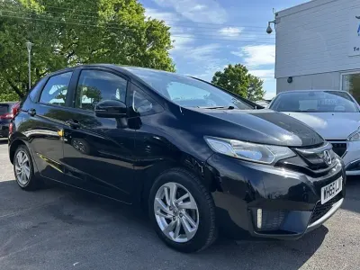 Używany Honda Jazz SE 102 KM (75 kW) 2016 Czarny Hatchback