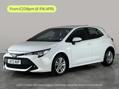 Used Toyota Corolla 140 HP (102 kW) 2022 White Hatchback