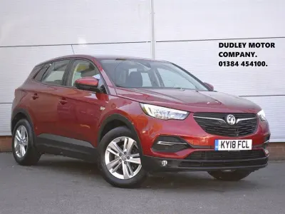 Second-hand Vauxhall Grandland X S 130 CP (95 kW) 2018 Roșu SUV