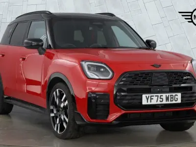 Używany Mini Countryman 168 KM (123 kW) 2025 Czerwony SUV