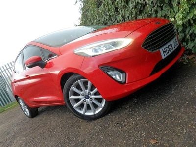 Used Ford Fiesta Titanium 100 HP (73 kW) 2019 Red Hatchback