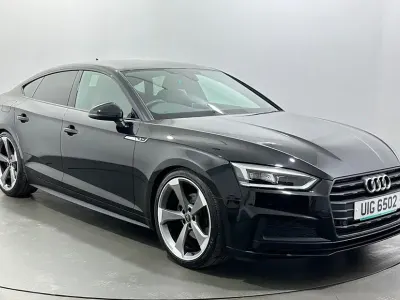Usado Audi A5 Sportback Black Edition 150 HP (110 kW) 2019 Citadino