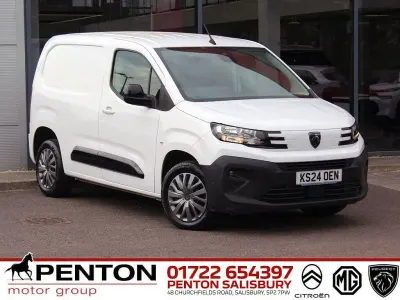 Used Peugeot Partner S 101 HP (74 kW) 2024 White MPV
