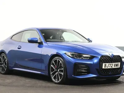 Usado BMW 420 M Sport 181 HP (133 kW) 2022 Azul Coupé