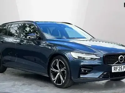 Used Volvo V60 Plus 194 HP (142 kW) 2025 Blue Estate