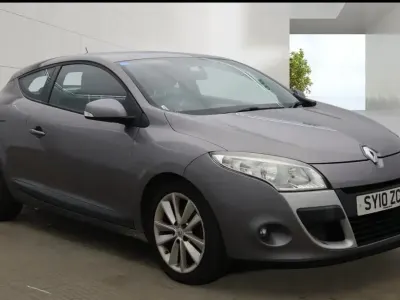 Usado Renault Mégane Coupé Expression 2010 Cinzento Coupé