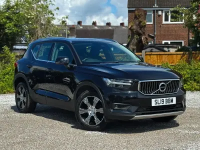 Used Volvo XC40 Inscription 2019 Black SUV
