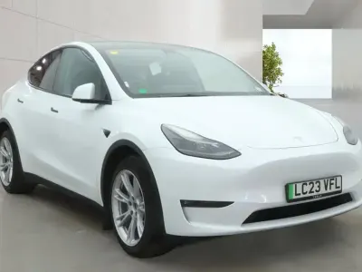 Used Tesla Model Y Long Range AWD 378 kW (514 HP) 2023 White SUV