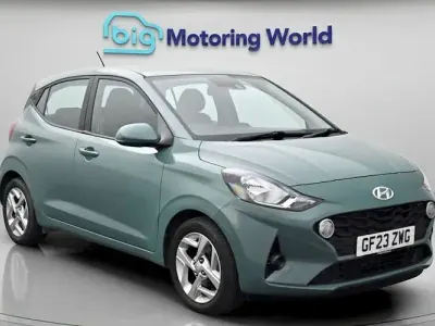 Used Hyundai i10 SE 84 HP (61 kW) 2023 Green Hatchback