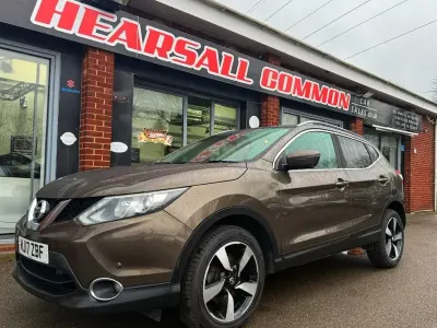Used Nissan Qashqai N-Connecta 116 HP (85 kW) 2017 Bronze SUV