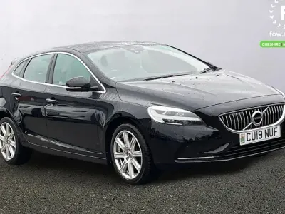 Used Volvo V40 Inscription 152 HP (111 kW) 2019 Black Hatchback