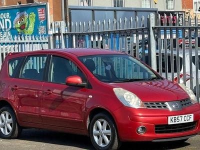 Begagnad Nissan Note Acenta 87 HK (63 kW) 2007 Röd Halvkombi