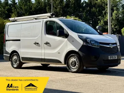 Used Vauxhall Vivaro S 2016 White