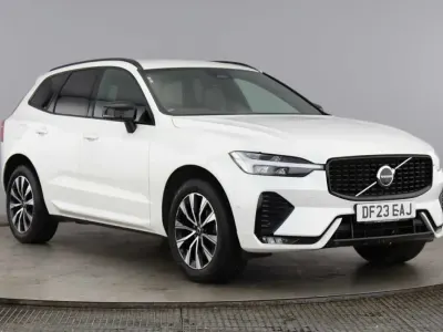 Used Volvo XC60 Plus 250 HP (183 kW) 2023 Crystal white SUV
