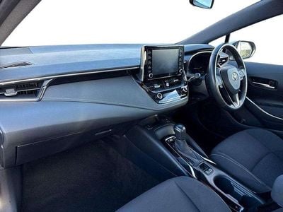 Used Toyota Corolla 120 HP (88 kW) 2022 Silver Hatchback