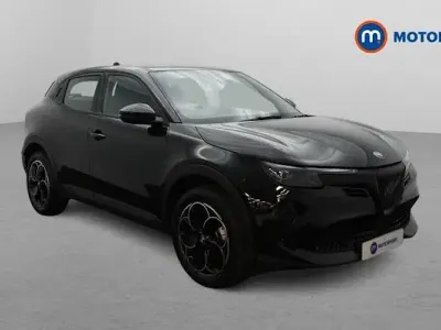 Used Alfa Romeo Junior 145 HP (106 kW) 2025 Black SUV