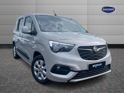 used Vauxhall Combo LIFE 1.2 TURBO SE AUTO EURO 6 (S/S) 5DR PETROL FROM 2021 FROM EASTLEIGH (SO53 3AQ) | SPOTICAR