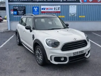 Usado Mini Cooper Sport 2019 Branco Citadino