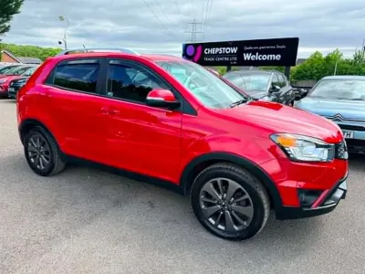 Używany SsangYong Korando 149 KM (109 kW) 2015 Czerwony SUV