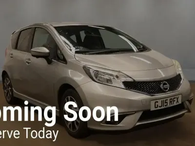 Used Nissan Note Tekna 90 HP (66 kW) 2015 Silver Hatchback