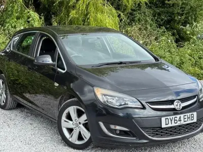 Second-hand Vauxhall Astra SRi 115 CP (84 kW) 2014 Negru Hatchback
