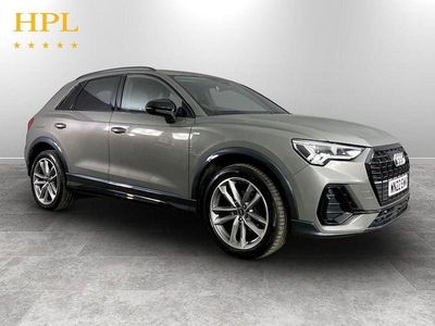 Begagnad Audi Q3 Black Edition 150 HK (110 kW) 2022 Grå SUV