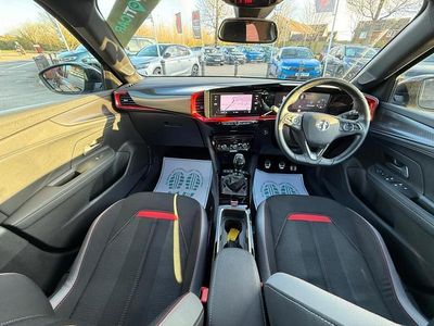 Używany Vauxhall Mokka SRi 128 KM (94 kW) 2022 Czarny SUV