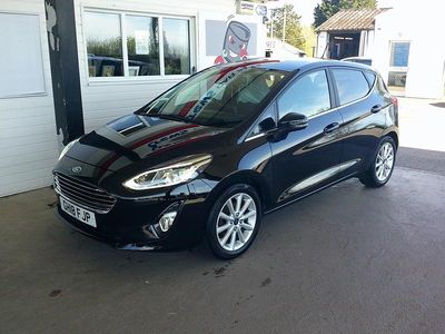 Used Ford Fiesta Titanium 100 HP (73 kW) 2018 Shadow black Hatchback