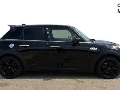 Used Mini Cooper S Sport 192 HP (141 kW) 2020 Midnight black Hatchback