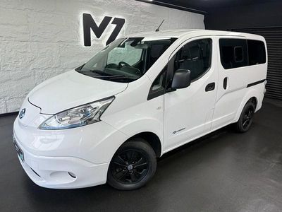 Used Nissan e-NV200 Tekna 80 kW (109 HP) 2016 White MPV
