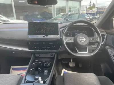 Used Nissan X-Trail N-Connecta 204 HP (150 kW) 2024 Silver SUV