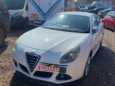 Begagnad Alfa Romeo Giulietta Veloce 2011 Vit Halvkombi