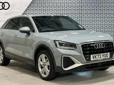 Usado Audi Q2 S-Line 150 CV (110 kW) 2023 Gris SUV
