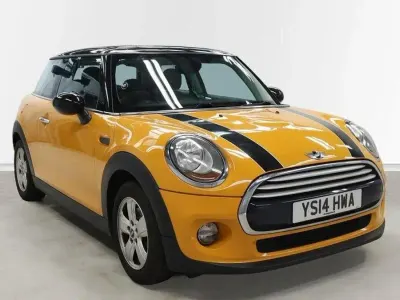 Used Mini Cooper Hatch 136 HP (100 kW) 2014 Orange Hatchback