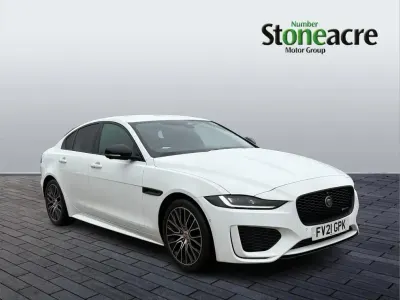 Used Jaguar XE R-Dynamic 204 HP (150 kW) 2021 White Sedan