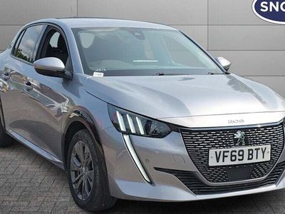 Peugeot e-208