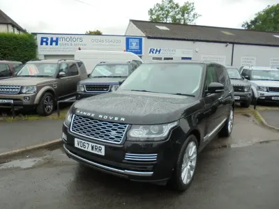 Used Land Rover Range Rover Vogue SE 258 HP (189 kW) 2017 Black SUV