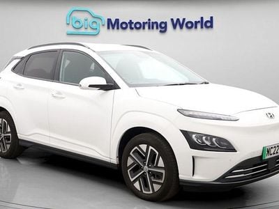 White Used 2022 Hyundai Kona Premium SUV | £12,250 (Fair price)