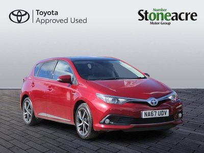 Used Toyota Auris Hybrid Design 136 HP (100 kW) 2017 Red Hatchback