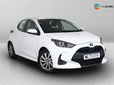 Second-hand Toyota Yaris Hybrid 116 CP (85 kW) 2023 Alb Hatchback
