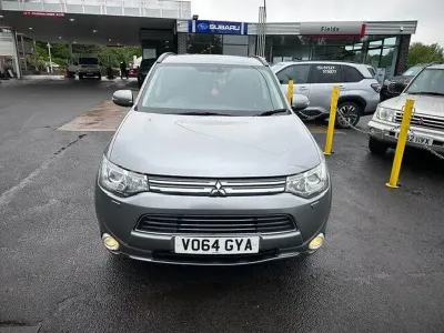 Usado Mitsubishi Outlander P-HEV 2014 SUV