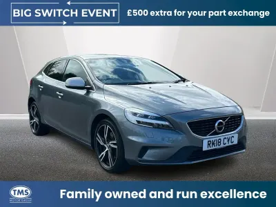 Gebraucht Volvo V40 R-Design Pro 152 PS (111 kW) 2018 Grau Kleinwagen