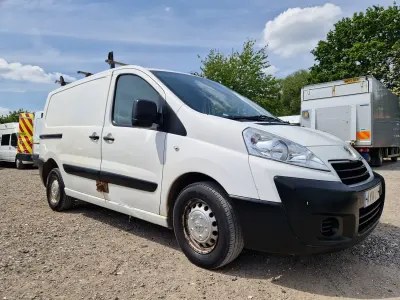 Käytetty Peugeot Expert