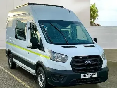 Begagnad Ford Transit 130 HK (95 kW) 2021 Vit Minibuss