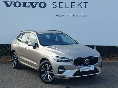 Used Volvo XC60 Core 250 HP (183 kW) 2022 Gold SUV