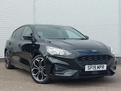 Begagnad Ford Focus ST-Line X 125 HK (91 kW) 2019 Svart Halvkombi