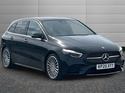 Begagnad Mercedes B200 AMG Line Premium Plus 150 HK (110 kW) 2025 Svart Minibuss