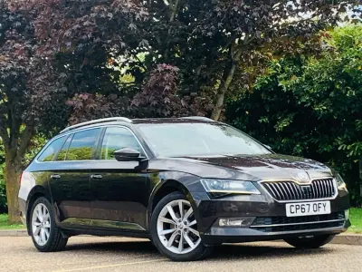 Second-hand Skoda Superb SE L Executive 150 CP (110 kW) 2018 Maro Break
