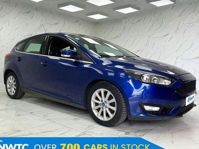 Used Ford Focus Titanium 125 HP (91 kW) 2015 Blue Hatchback